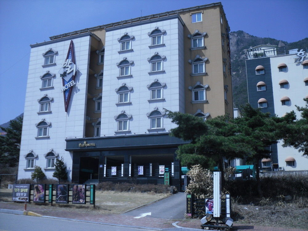 Bali Motel Daejeon Esterno foto